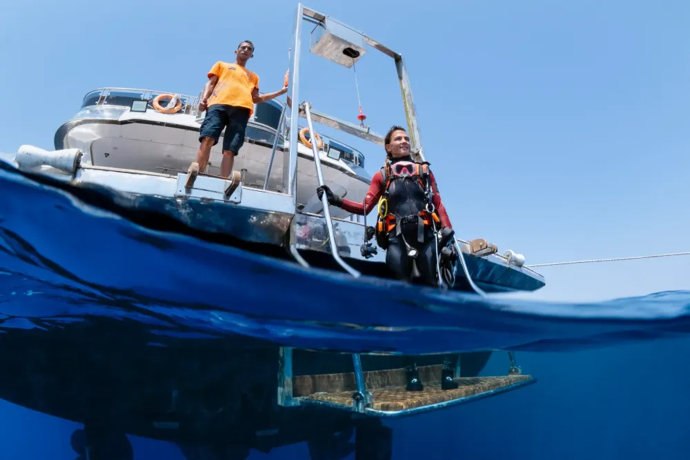 Une première en mer Rouge : l’Ascenseur de plongée du Longara