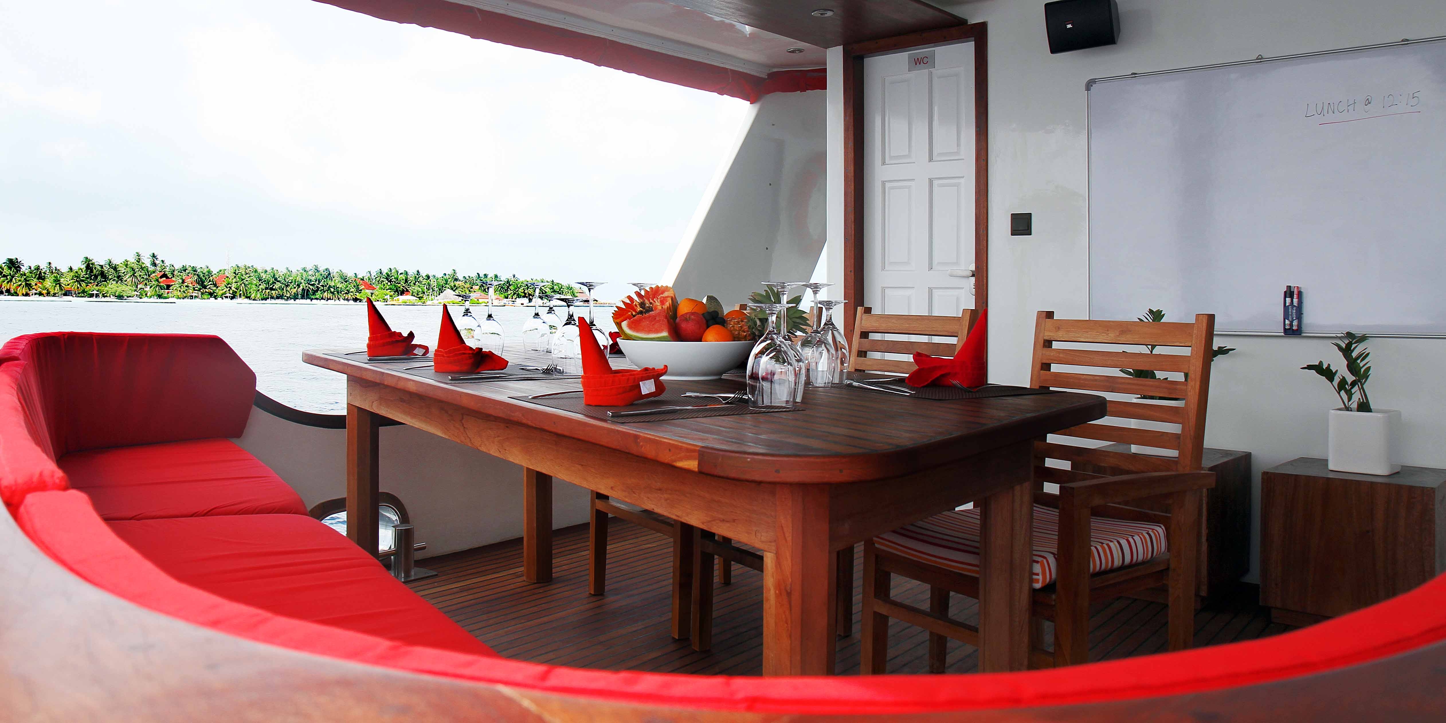Maldives Diving Seasons: Best Time to Visit